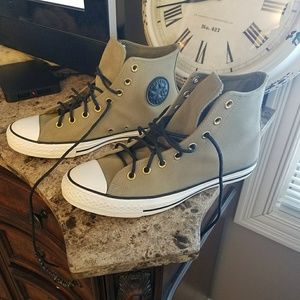 Brand new olive leather Converse High Top. M9. W11